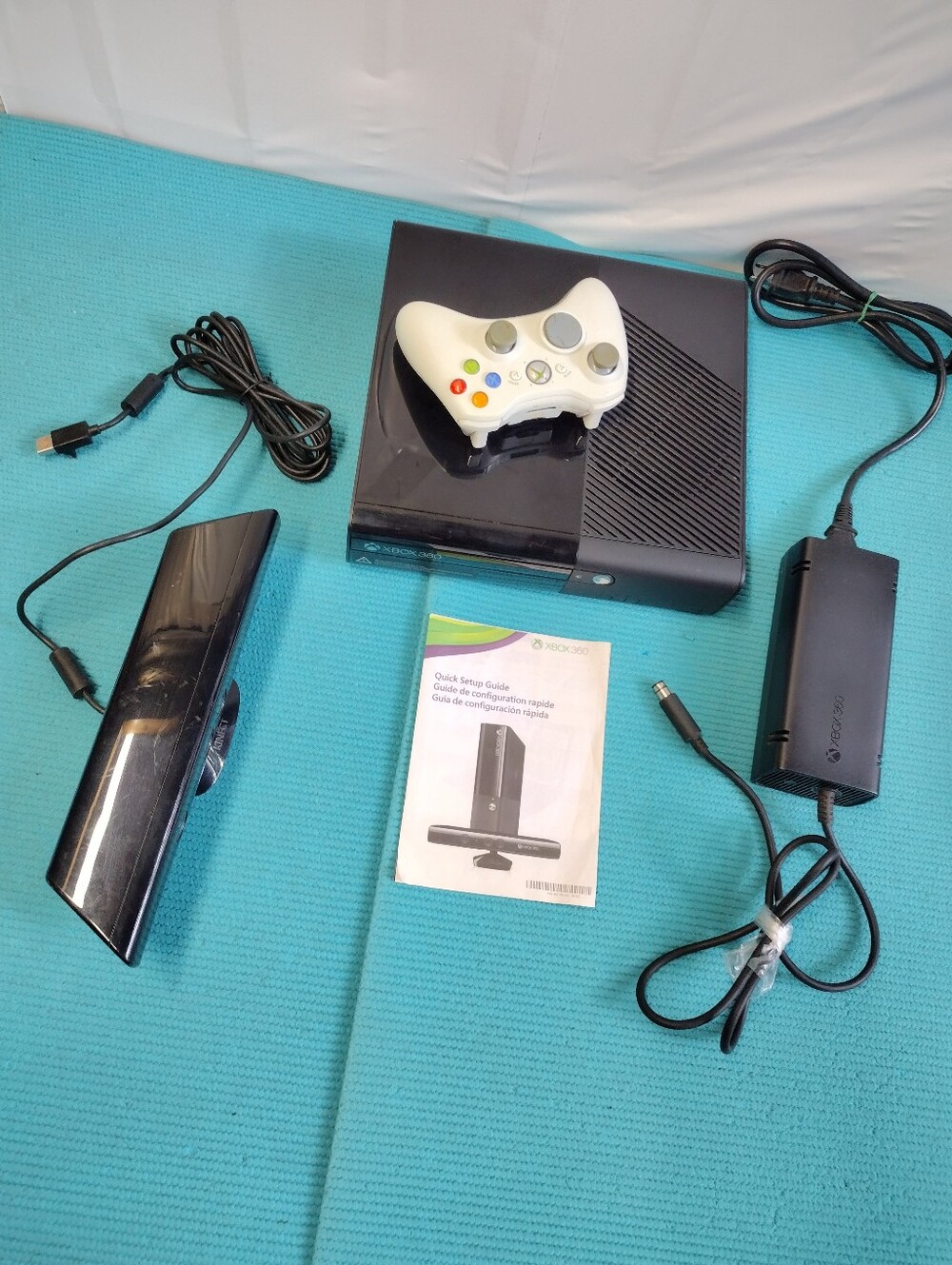 Microsoft XBOX 360 Console - Kinect Camera Sensor - Picture 2 of 11